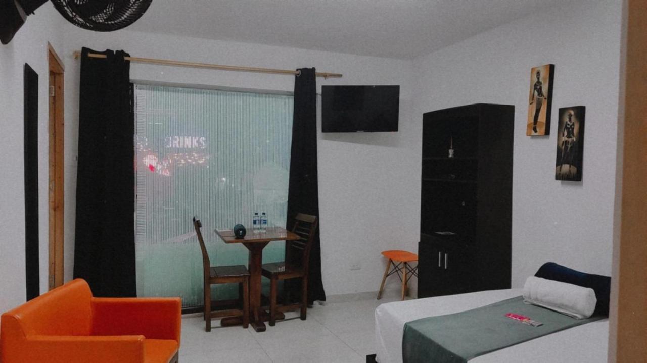 Lleras Place Hotel Меделин Екстериор снимка