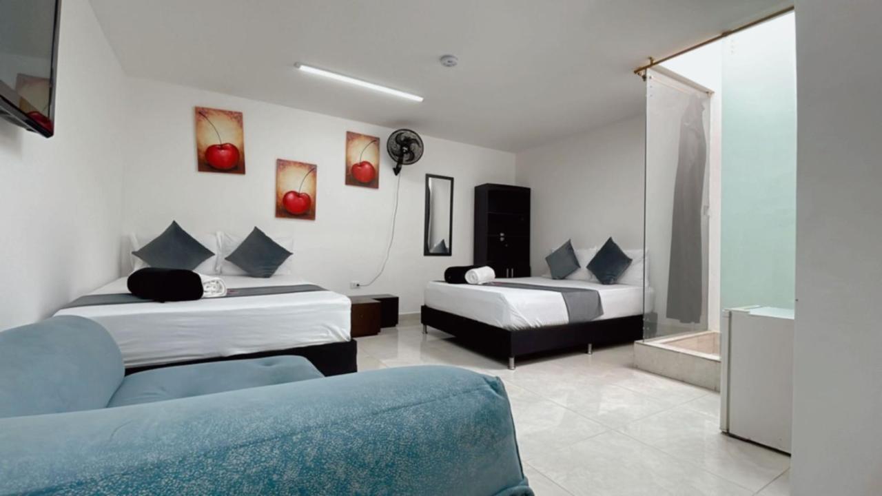 Lleras Place Hotel Меделин Екстериор снимка