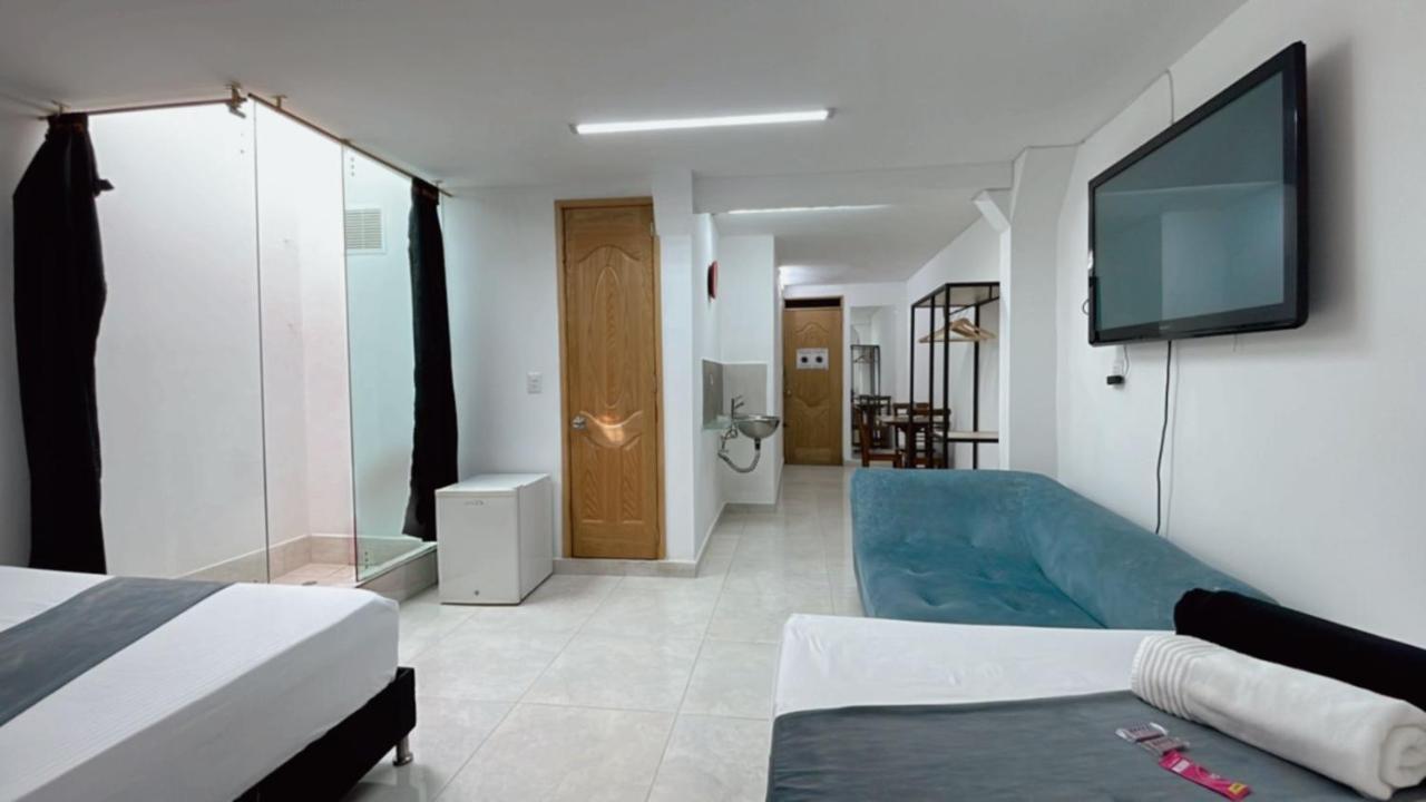 Lleras Place Hotel Меделин Екстериор снимка